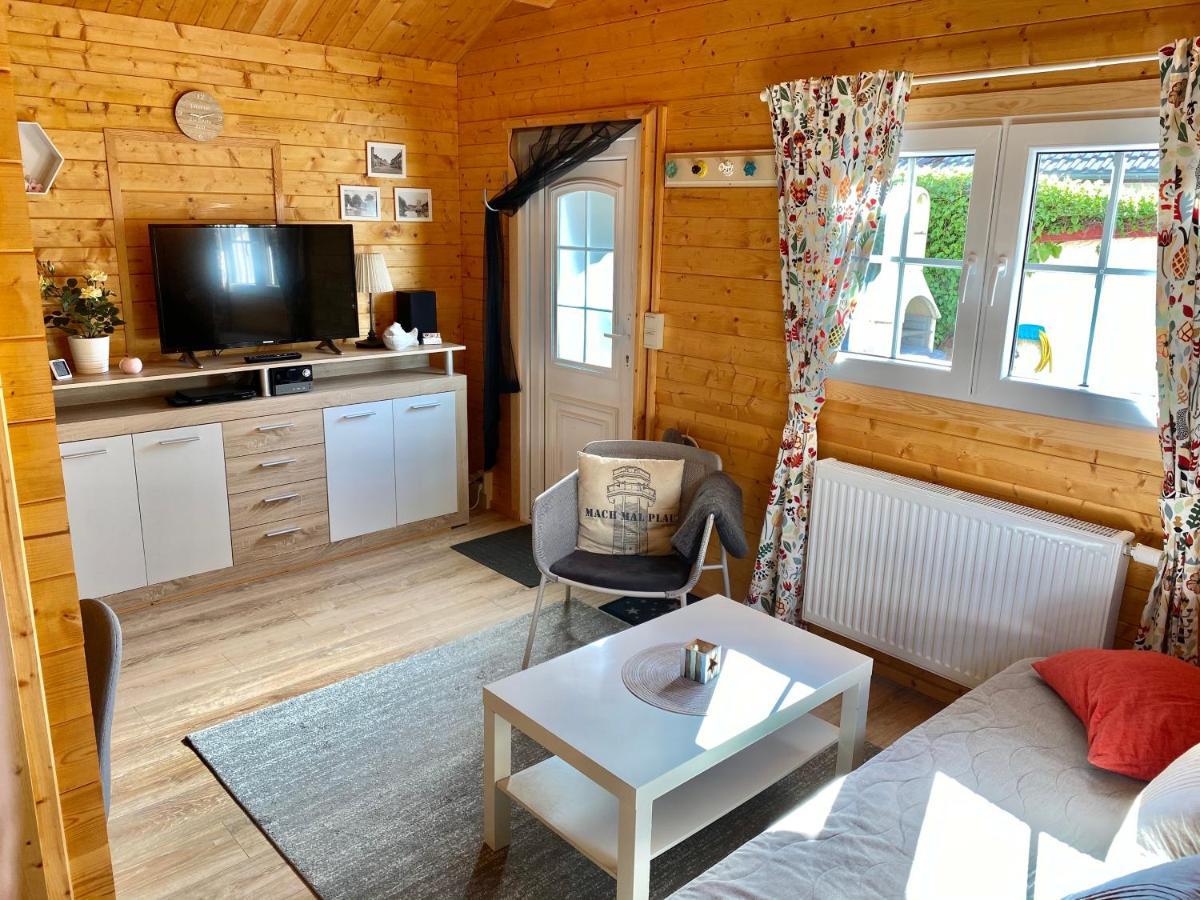 Blockbohlenhaus Plau Am Holiday home Plau am See